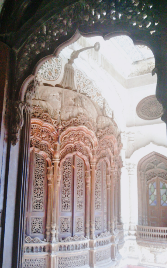 umar hayat mahal